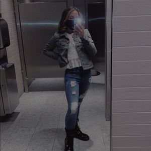 Meet your Posher, Brittney